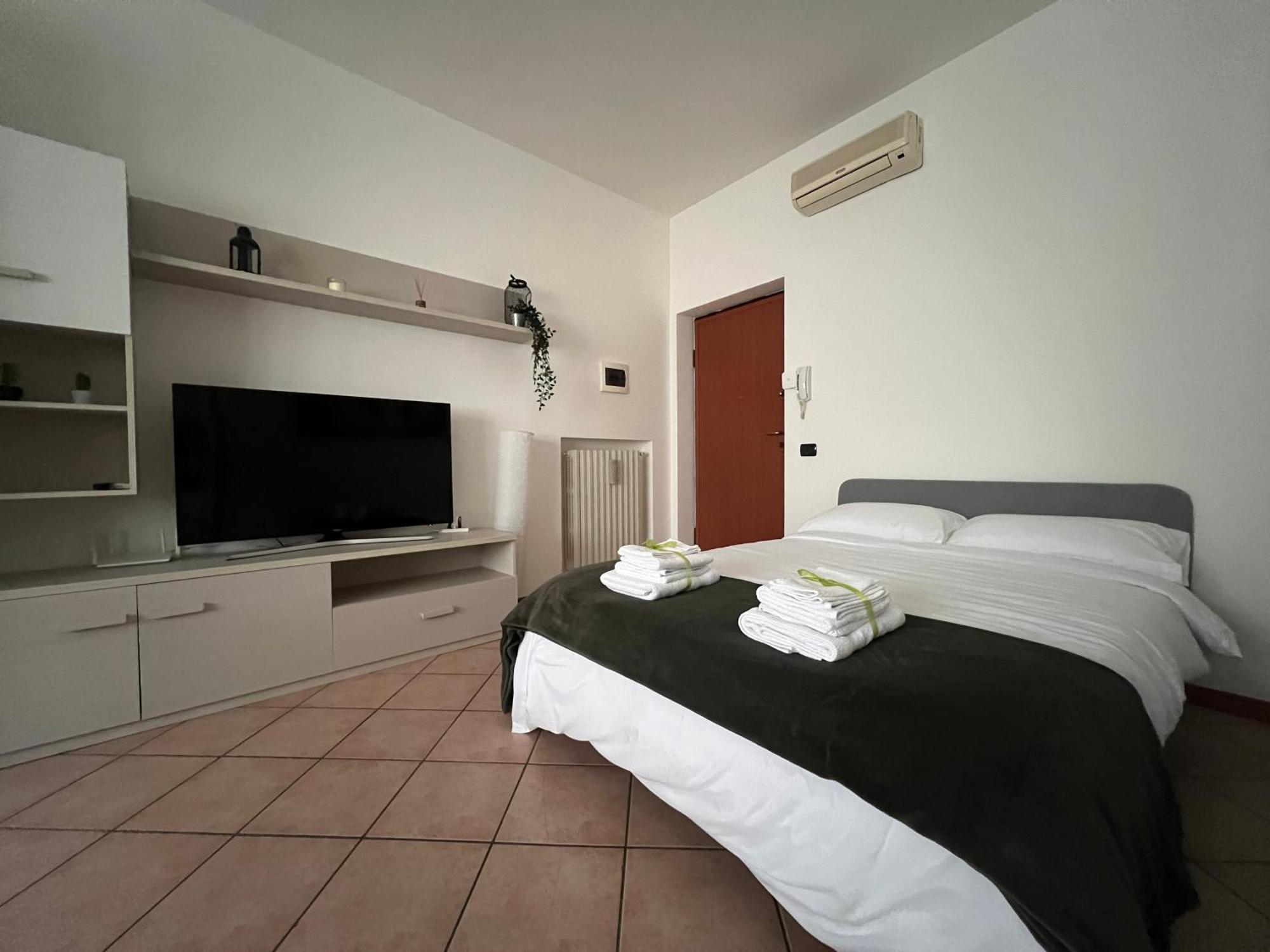 Shelby House Apartment Senago Екстериор снимка